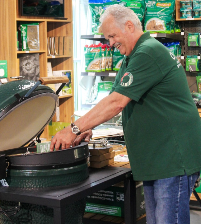 Big Green Egg in het echt bekijken? Kom langs bij tuincentrum Ockenburgh in Den Haag!